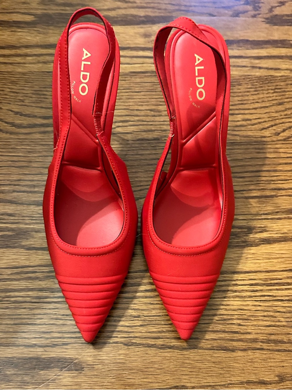 ALDO Red Pointed Slingback Stiletto Heels with Quilted Toe Size 7.5